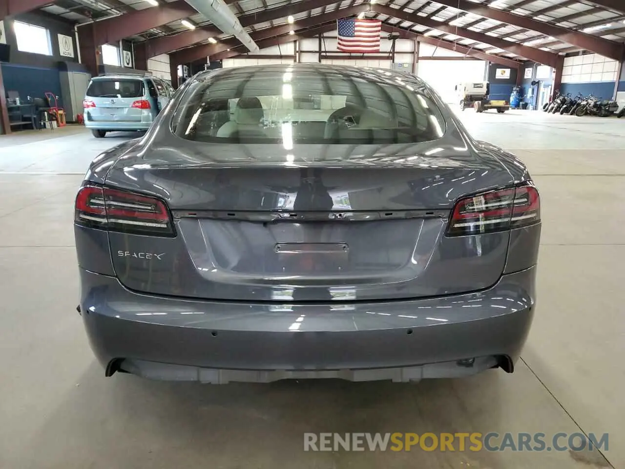 6 Photograph of a damaged car 5YJSA1E55PF499423 TESLA MODEL S 2023