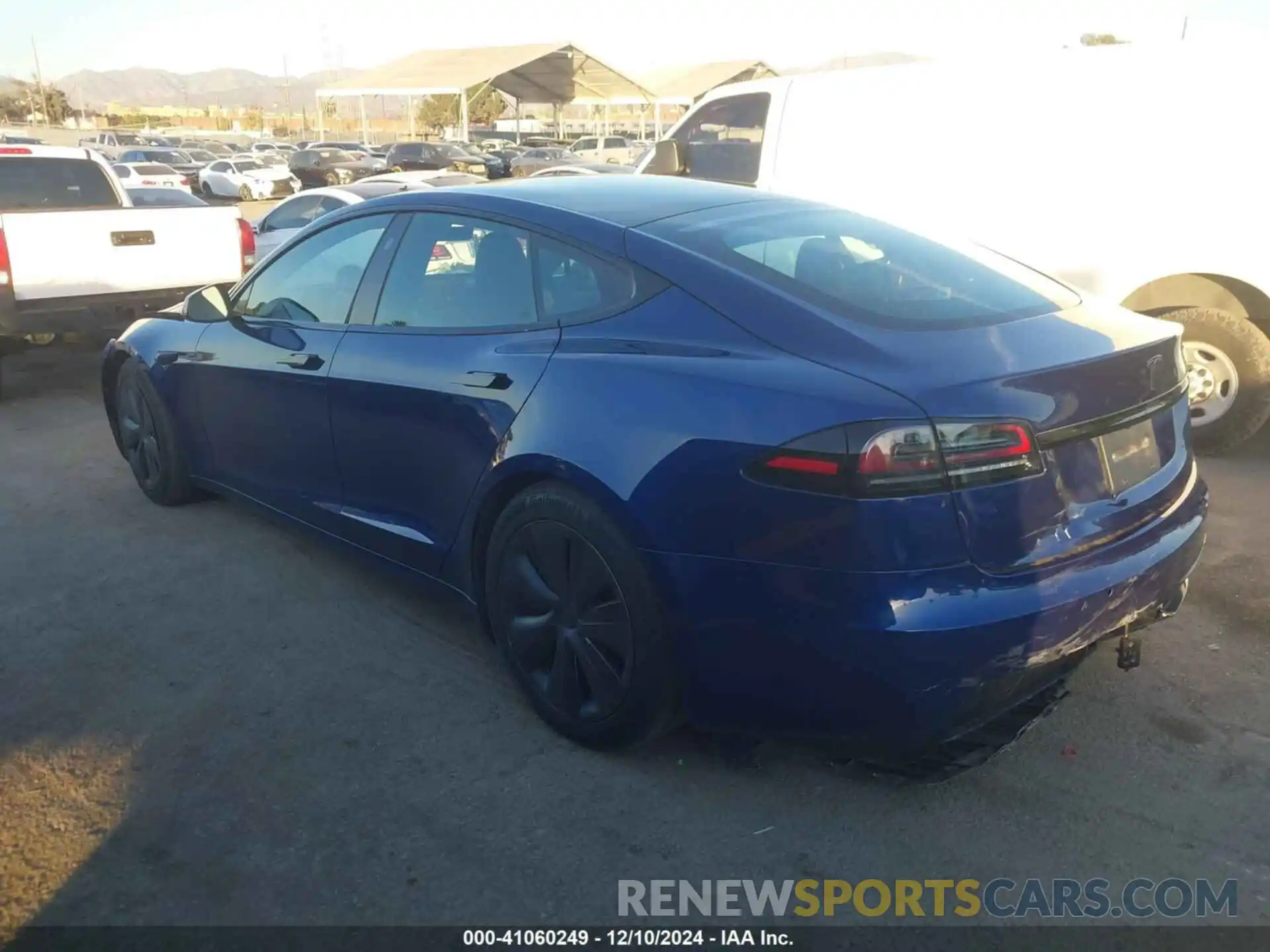 3 Photograph of a damaged car 5YJSA1E55PF500473 TESLA MODEL S 2023