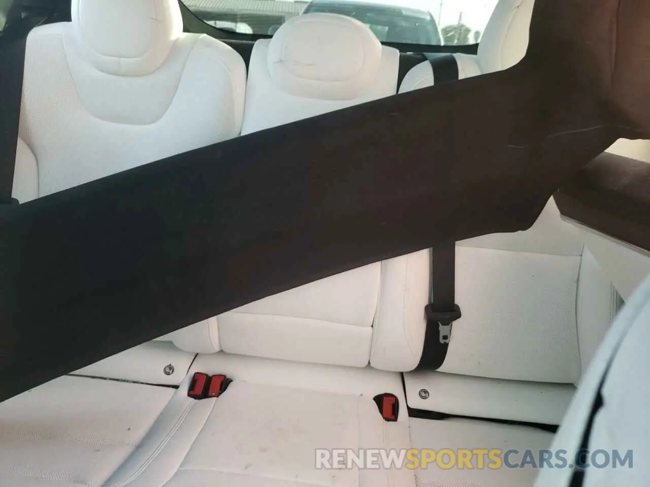 10 Photograph of a damaged car 5YJSA1E55PF518858 TESLA MODEL S 2023