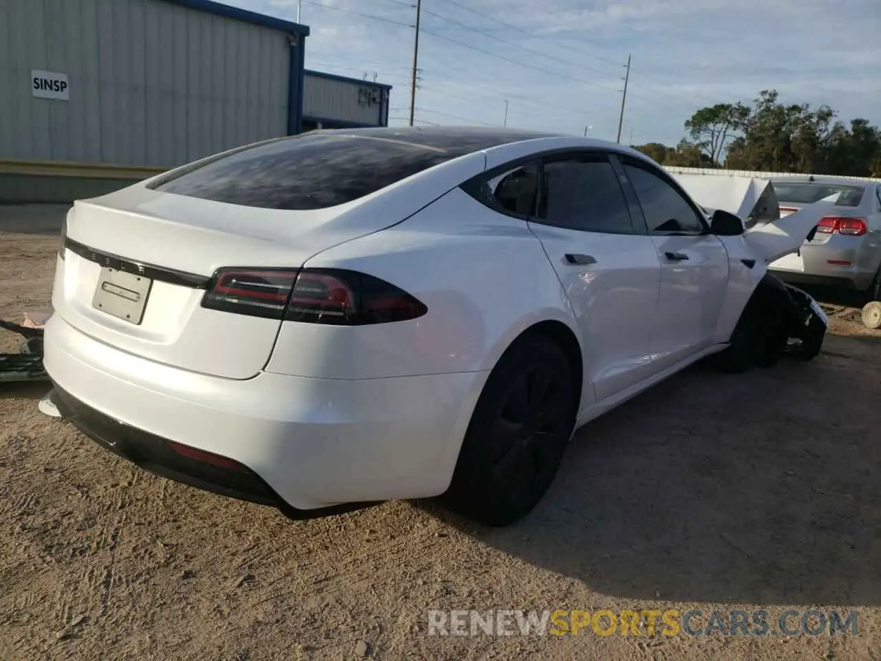 3 Photograph of a damaged car 5YJSA1E55PF518858 TESLA MODEL S 2023