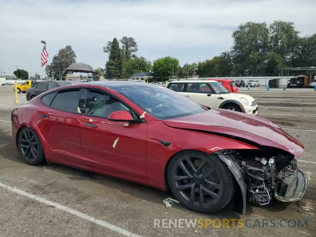 4 Photograph of a damaged car 5YJSA1E56PF518514 TESLA MODEL S 2023