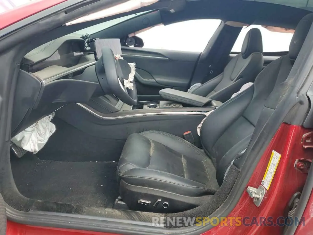 7 Photograph of a damaged car 5YJSA1E56PF521168 TESLA MODEL S 2023