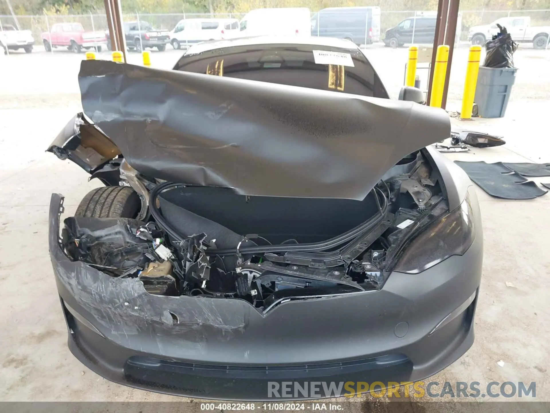 6 Photograph of a damaged car 5YJSA1E56PF530498 TESLA MODEL S 2023
