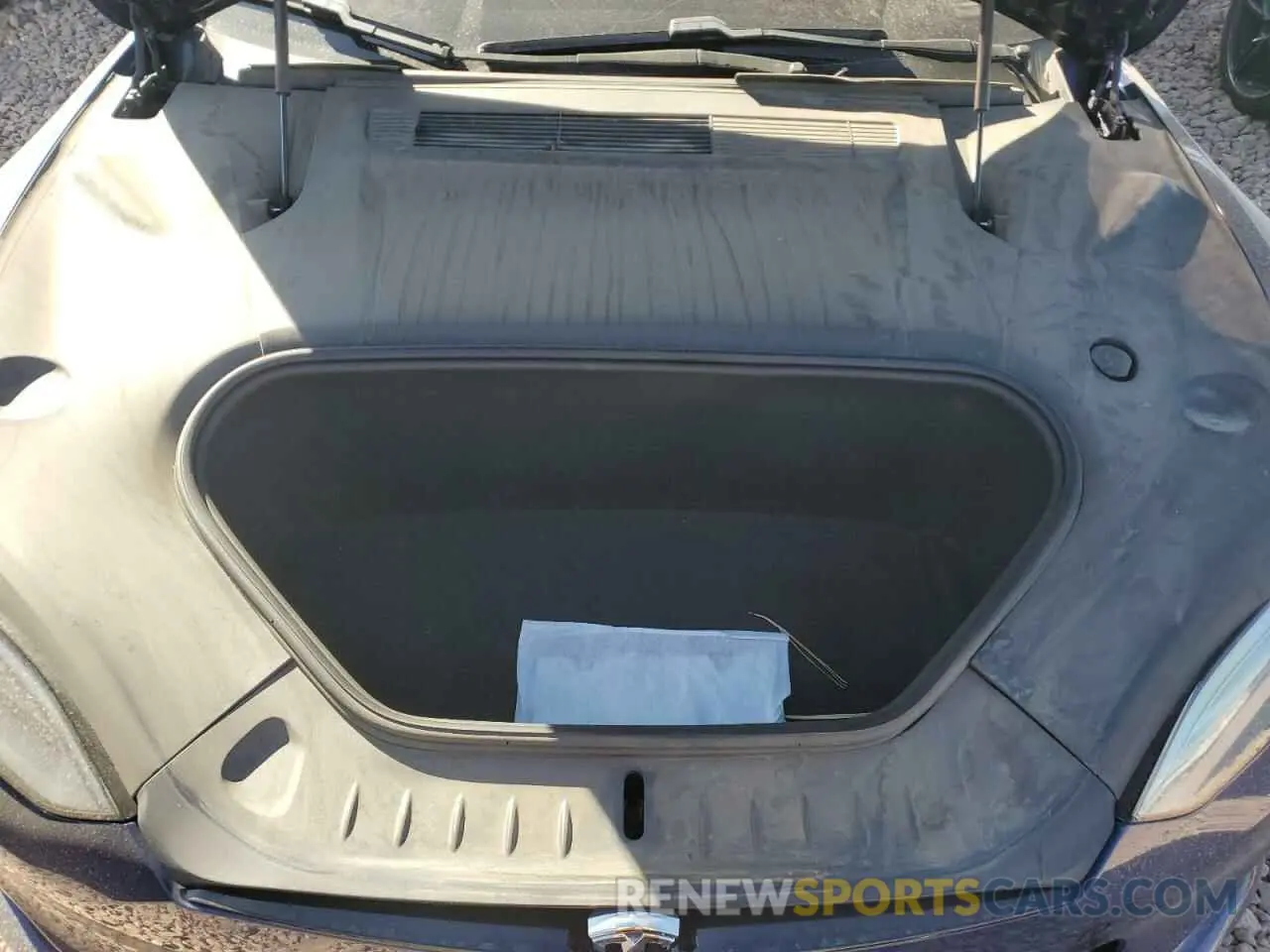 11 Photograph of a damaged car 5YJSA1E57PF498760 TESLA MODEL S 2023