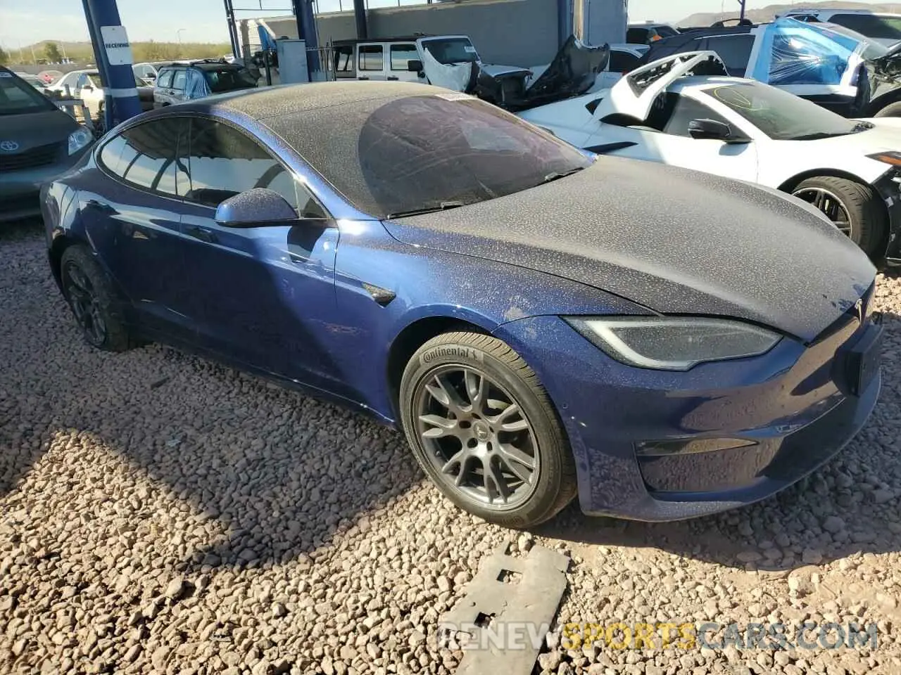 4 Photograph of a damaged car 5YJSA1E57PF498760 TESLA MODEL S 2023