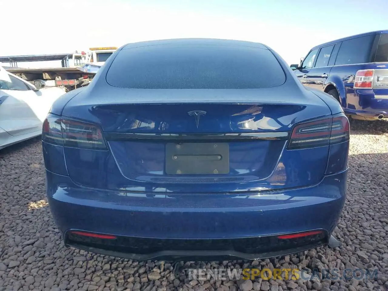 6 Photograph of a damaged car 5YJSA1E57PF498760 TESLA MODEL S 2023