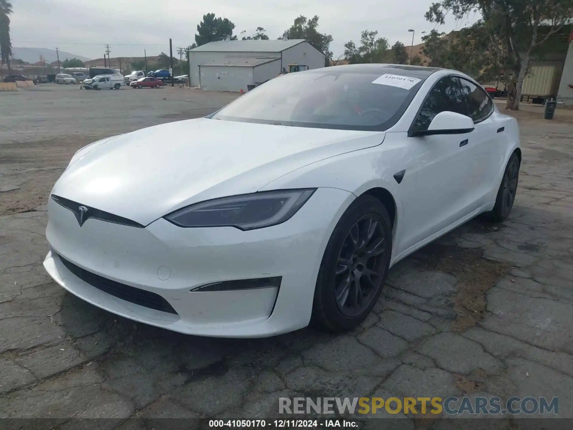 2 Photograph of a damaged car 5YJSA1E58PF511631 TESLA MODEL S 2023