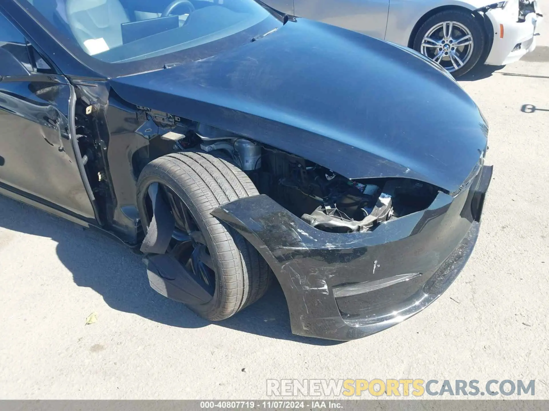 6 Photograph of a damaged car 5YJSA1E58PF522757 TESLA MODEL S 2023