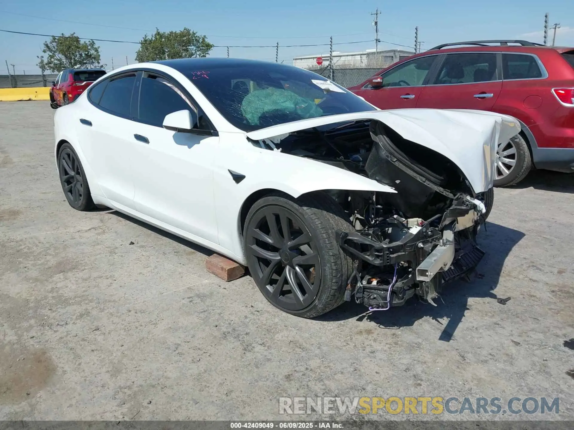 1 Photograph of a damaged car 5YJSA1E59PF500816 TESLA MODEL S 2023