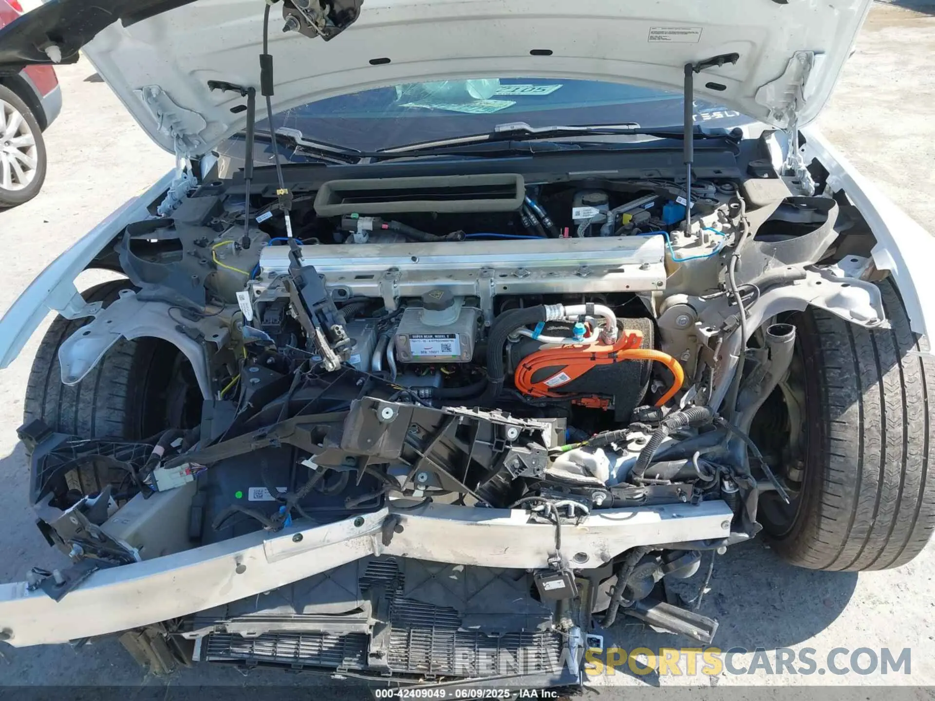 10 Photograph of a damaged car 5YJSA1E59PF500816 TESLA MODEL S 2023