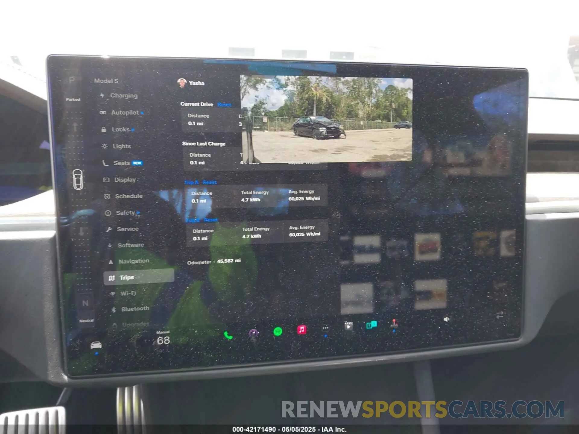 7 Photograph of a damaged car 5YJSA1E59PF502274 TESLA MODEL S 2023