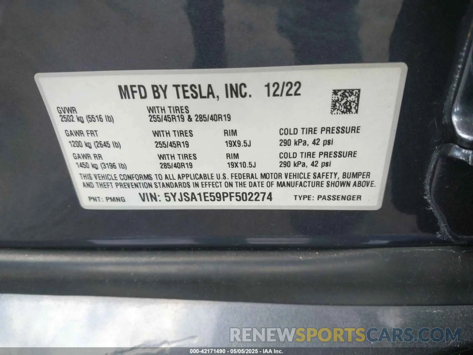 9 Photograph of a damaged car 5YJSA1E59PF502274 TESLA MODEL S 2023