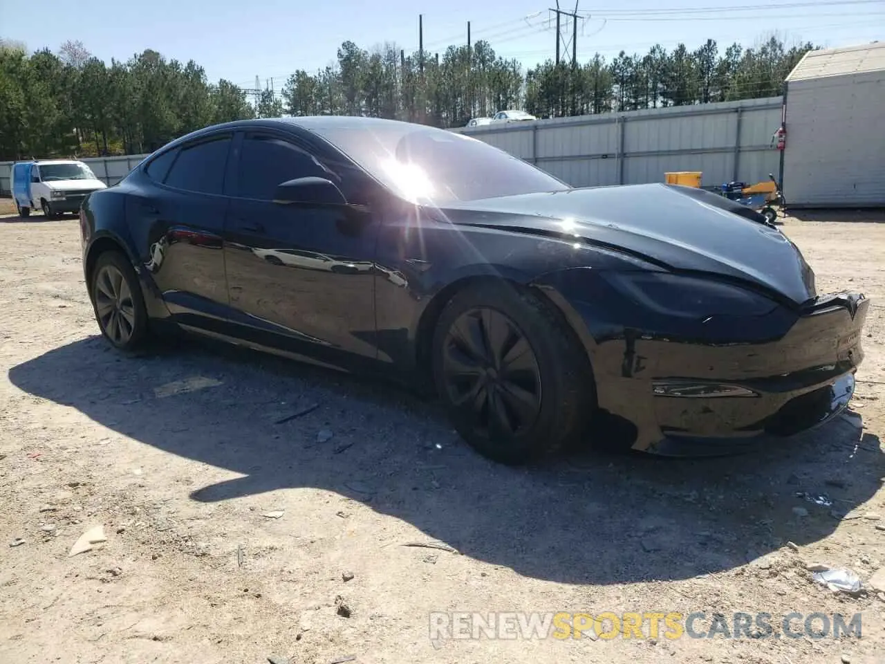 4 Photograph of a damaged car 5YJSA1E59PF526333 TESLA MODEL S 2023