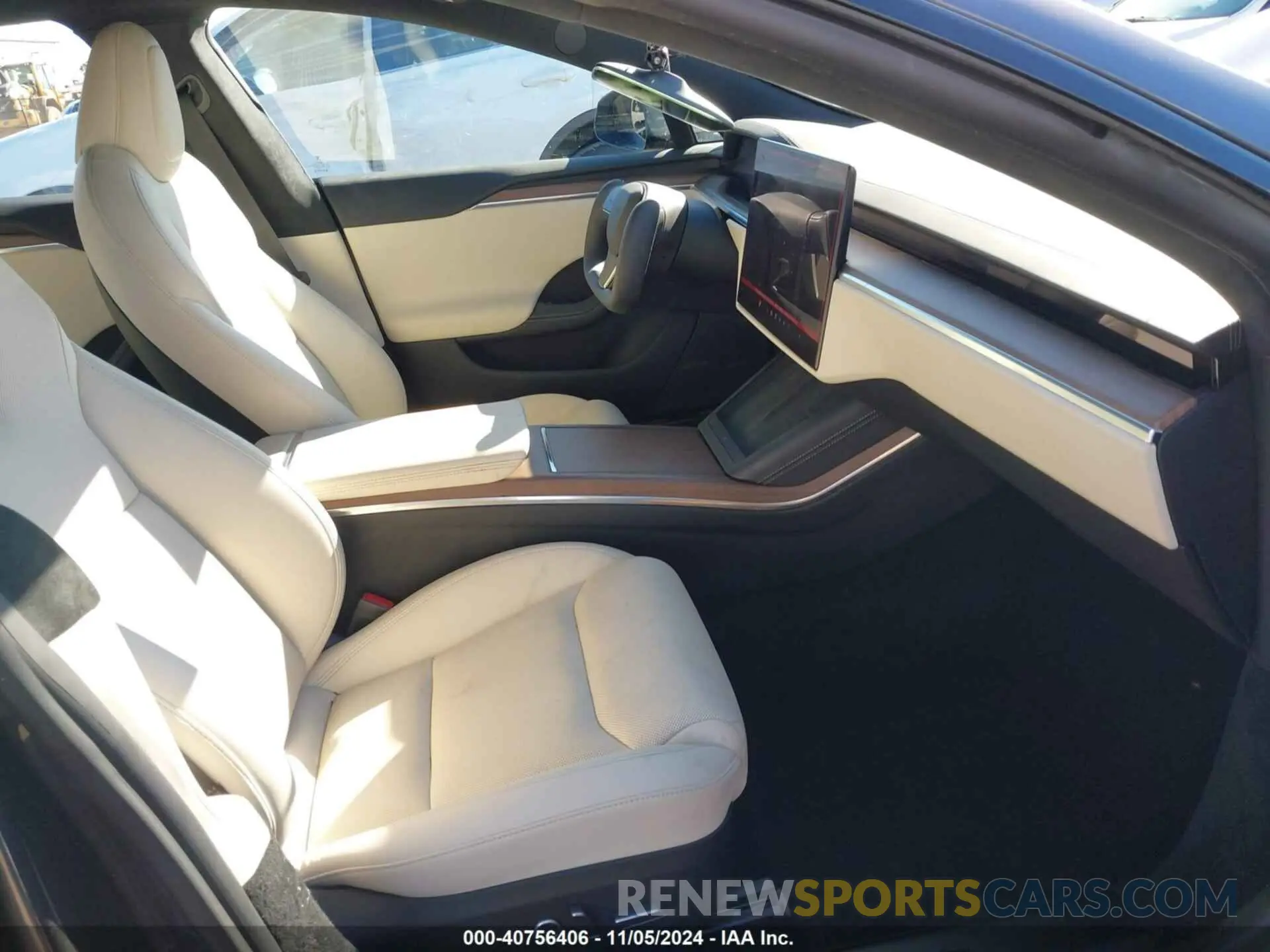 5 Photograph of a damaged car 5YJSA1E5XPF500341 TESLA MODEL S 2023