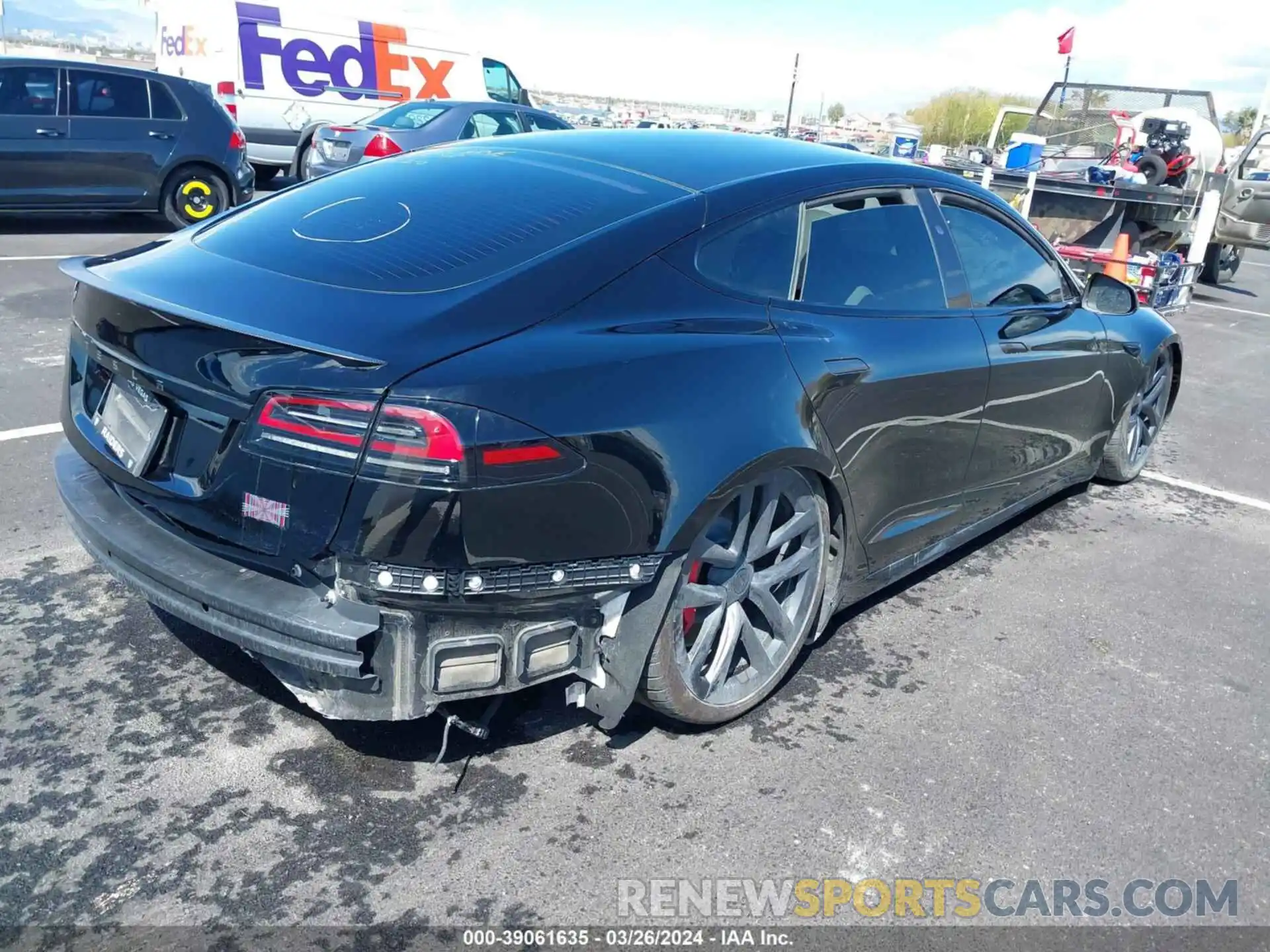 4 Photograph of a damaged car 5YJSA1E61PF507140 TESLA MODEL S 2023