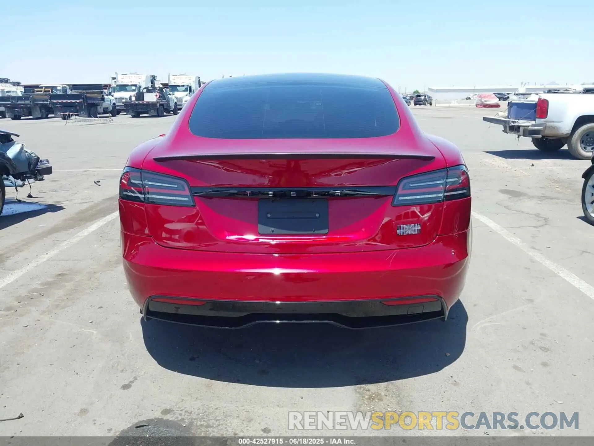 17 Photograph of a damaged car 5YJSA1E62PF510449 TESLA MODEL S 2023