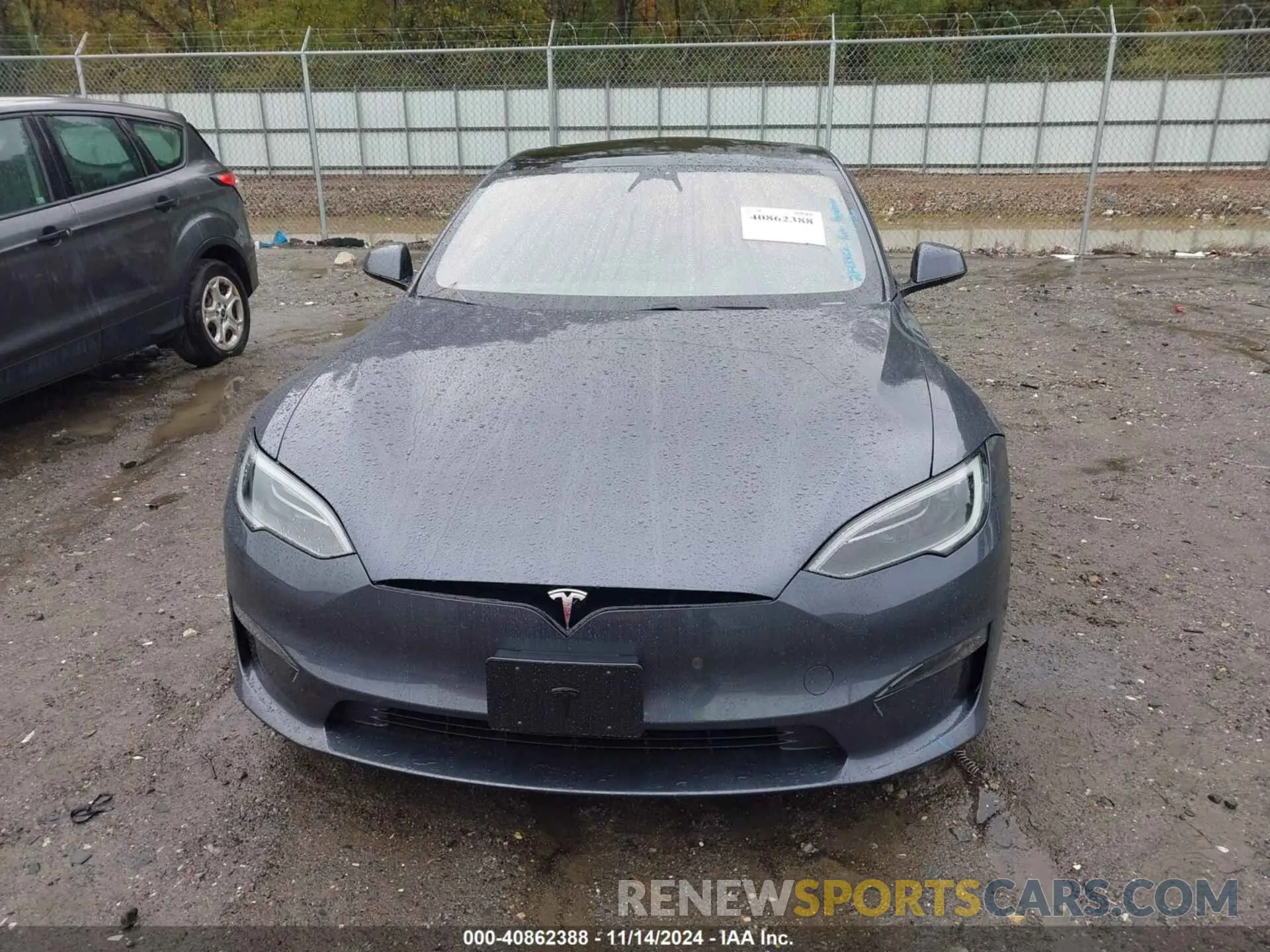 13 Photograph of a damaged car 5YJSA1E63PF502862 TESLA MODEL S 2023