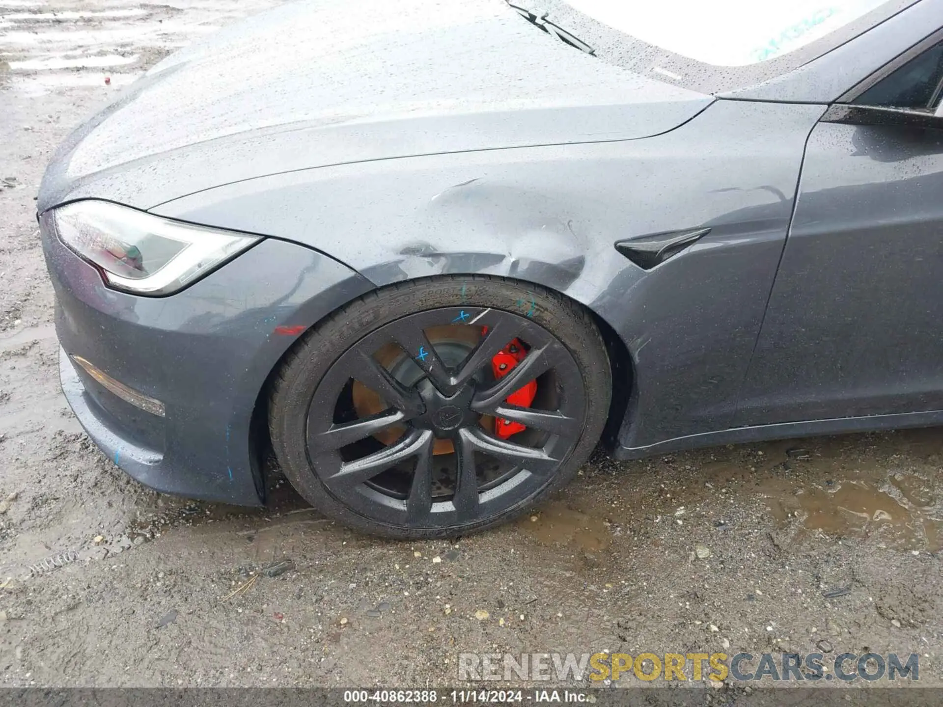 21 Photograph of a damaged car 5YJSA1E63PF502862 TESLA MODEL S 2023