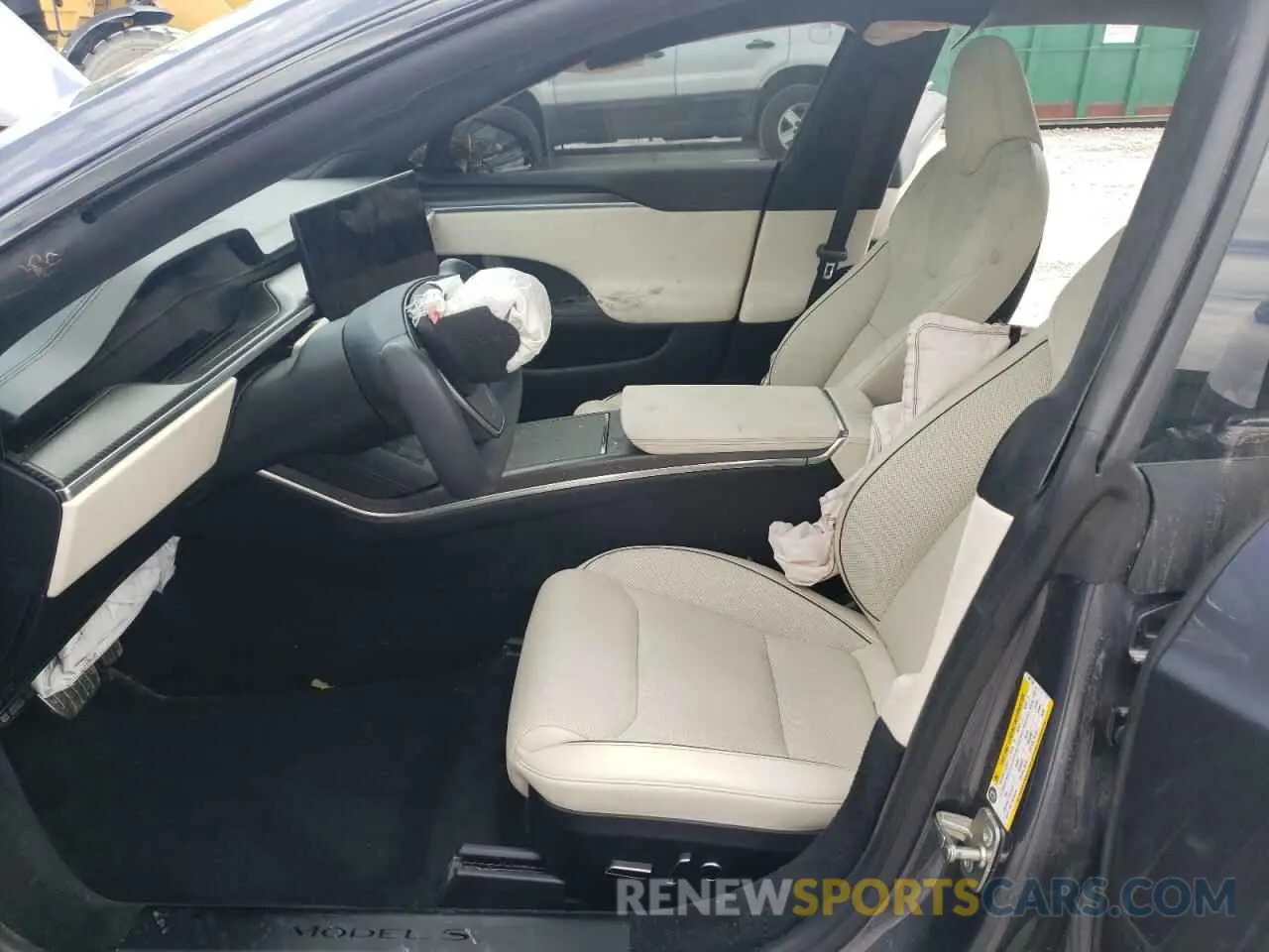 7 Photograph of a damaged car 5YJSA1E63PF507138 TESLA MODEL S 2023