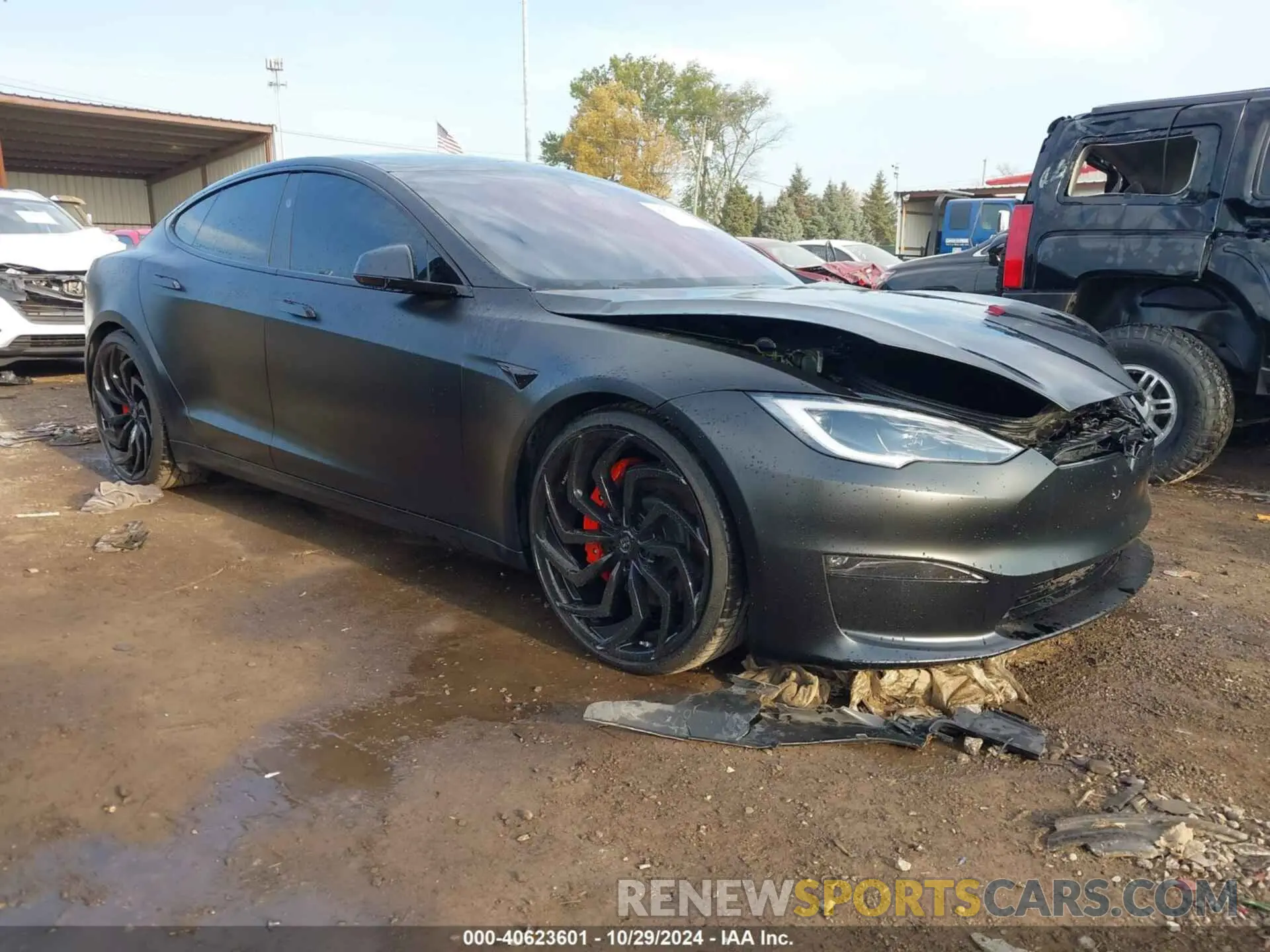 1 Photograph of a damaged car 5YJSA1E63PF530774 TESLA MODEL S 2023
