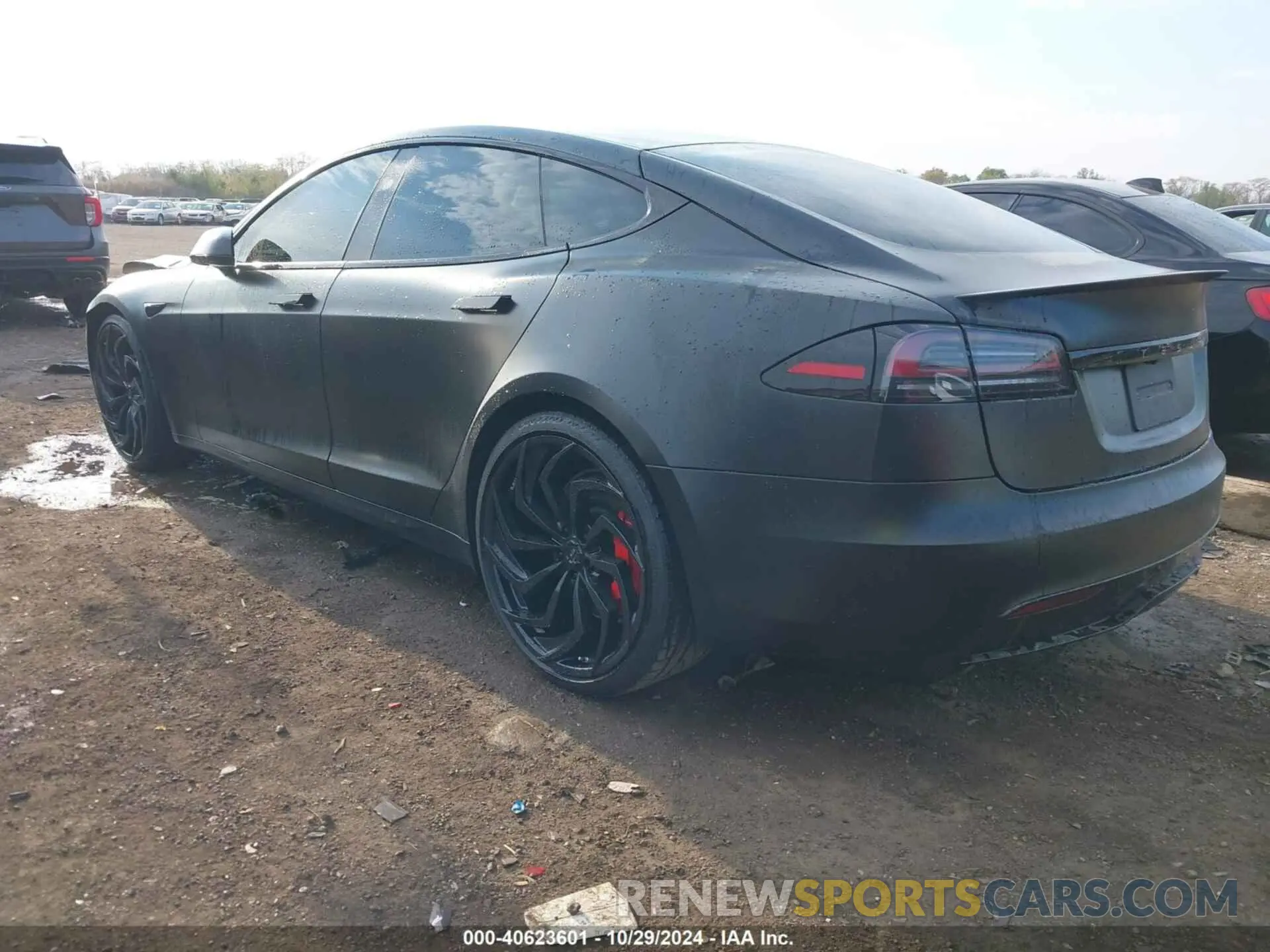 3 Photograph of a damaged car 5YJSA1E63PF530774 TESLA MODEL S 2023