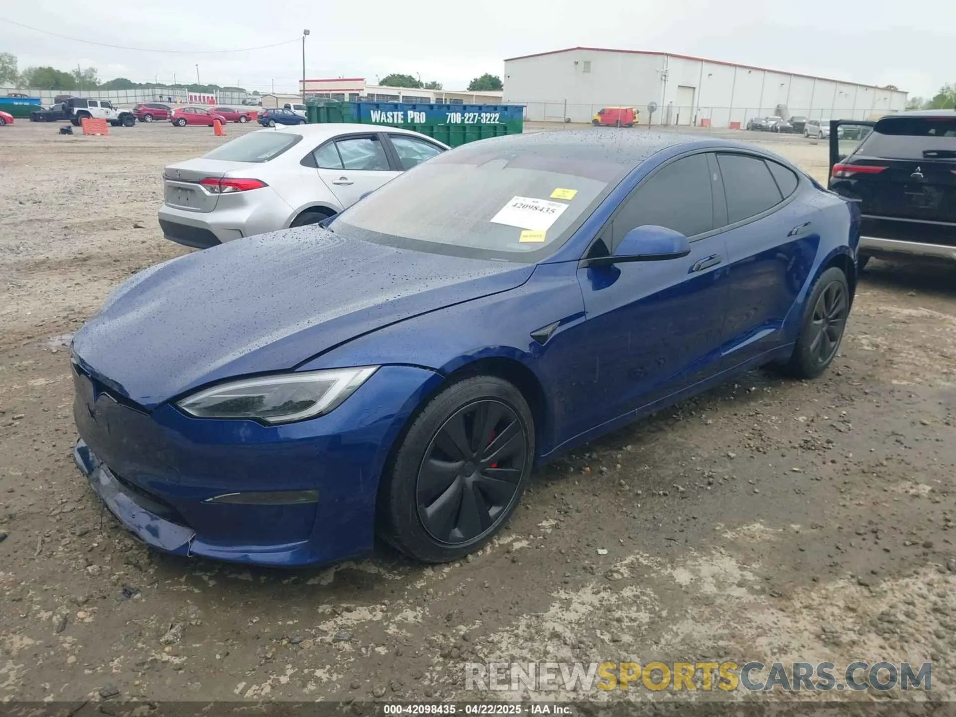 2 Photograph of a damaged car 5YJSA1E64PF525308 TESLA MODEL S 2023