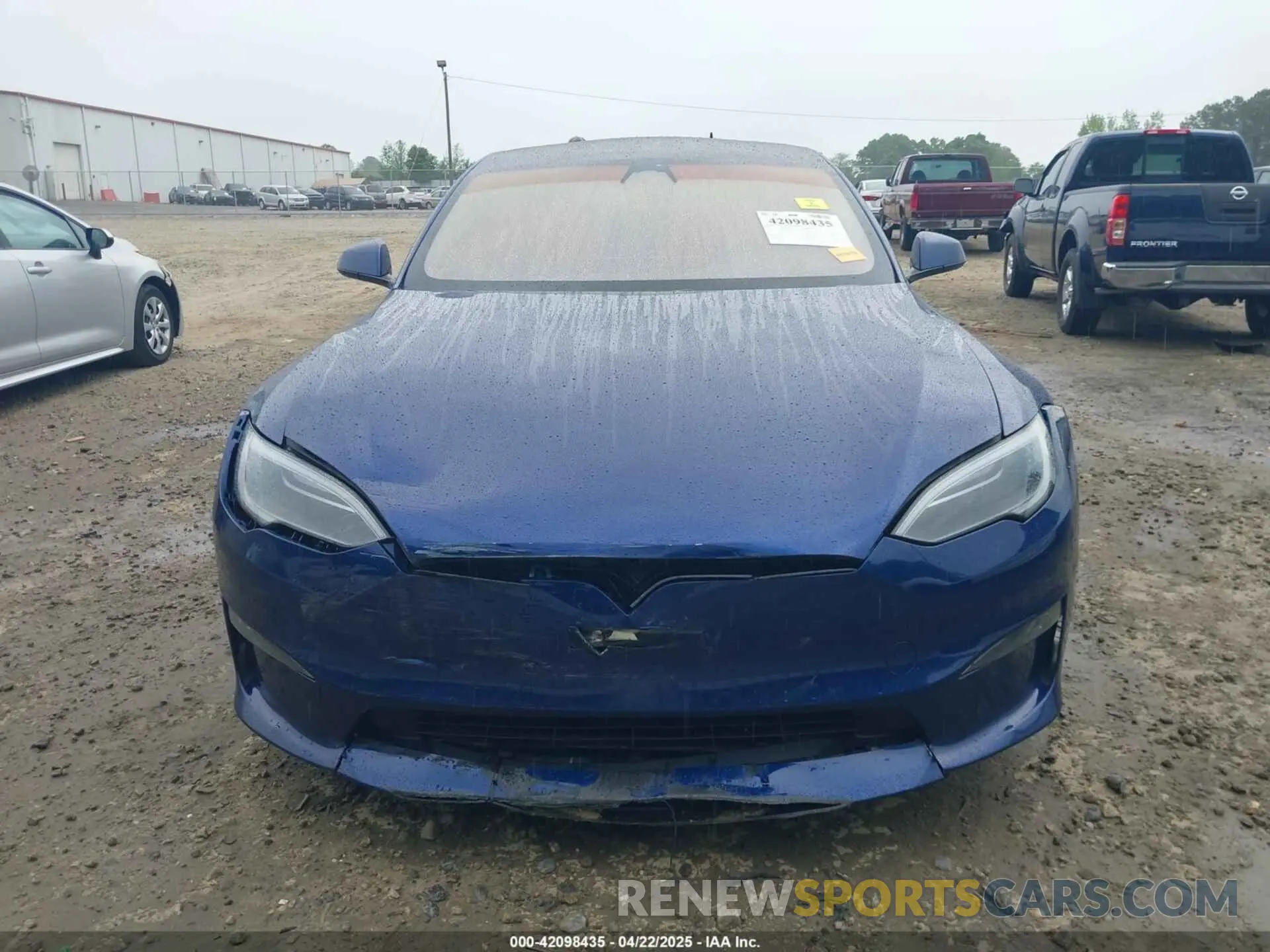 6 Photograph of a damaged car 5YJSA1E64PF525308 TESLA MODEL S 2023