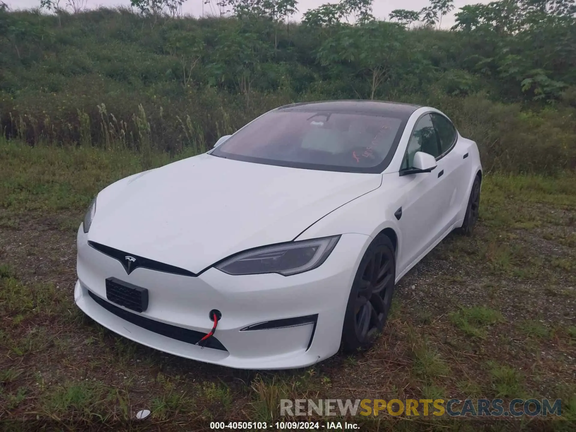 2 Photograph of a damaged car 5YJSA1E65PF528105 TESLA MODEL S 2023