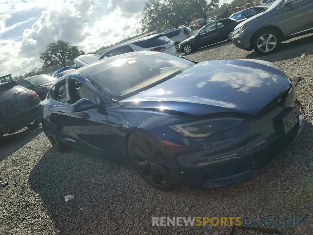 4 Photograph of a damaged car 5YJSA1E66PF511930 TESLA MODEL S 2023