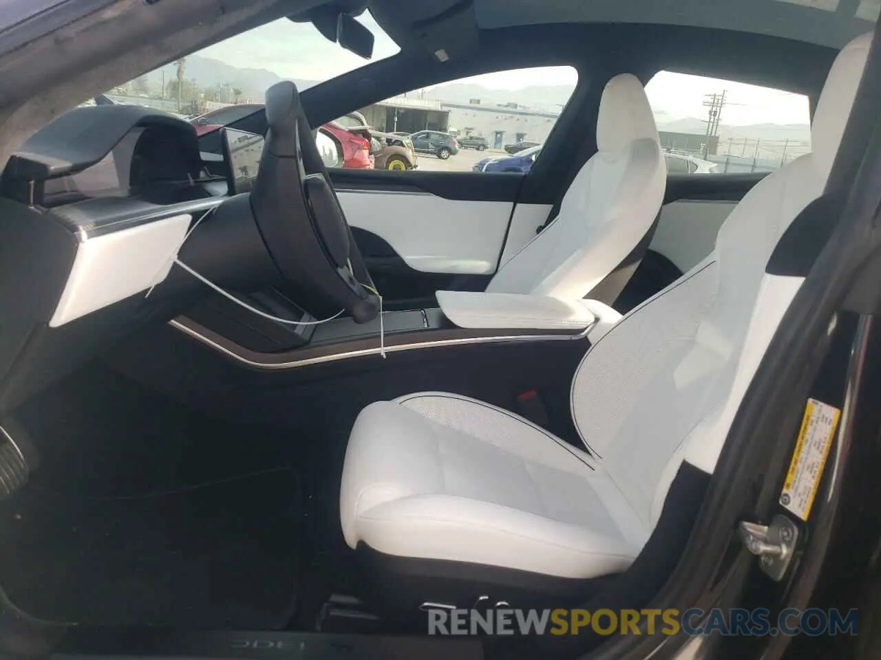 7 Photograph of a damaged car 5YJSA1E67PF528820 TESLA MODEL S 2023