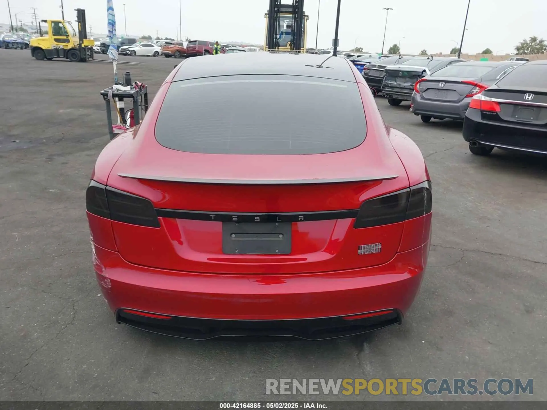16 Photograph of a damaged car 5YJSA1E69PF510559 TESLA MODEL S 2023