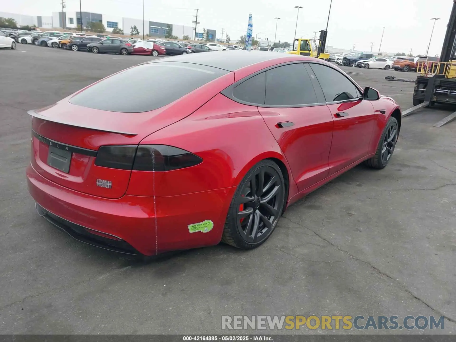 4 Photograph of a damaged car 5YJSA1E69PF510559 TESLA MODEL S 2023