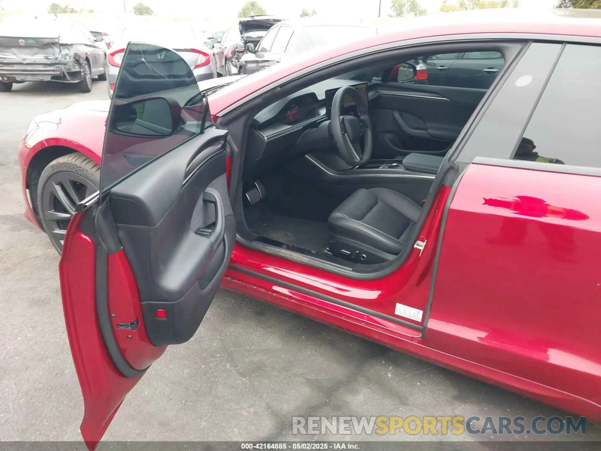 5 Photograph of a damaged car 5YJSA1E69PF510559 TESLA MODEL S 2023