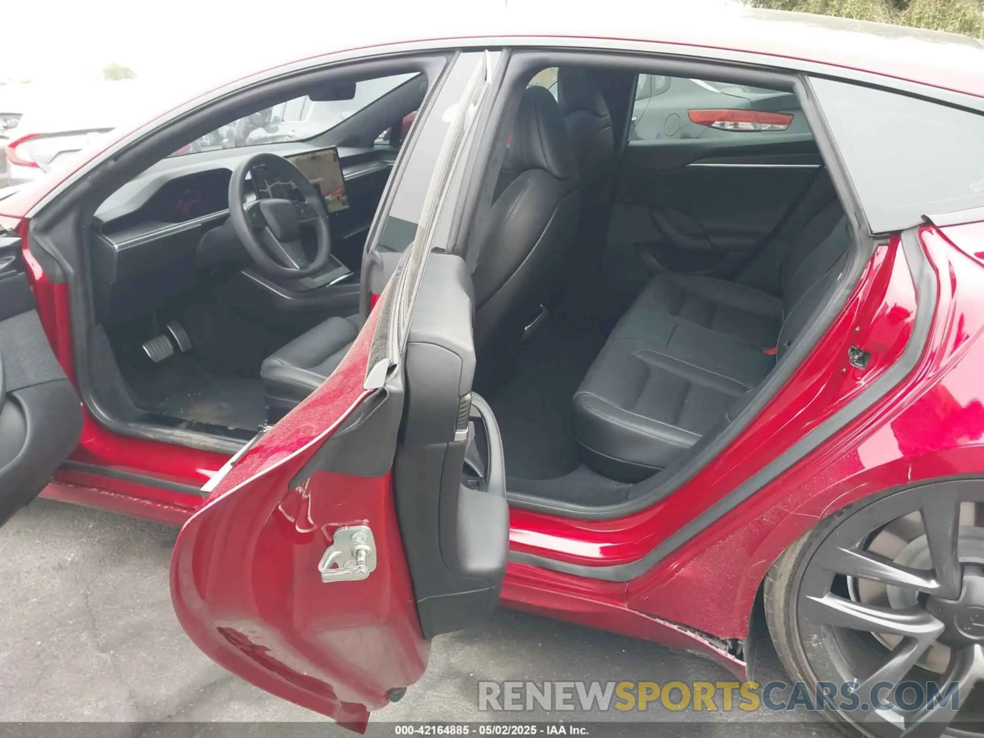 8 Photograph of a damaged car 5YJSA1E69PF510559 TESLA MODEL S 2023