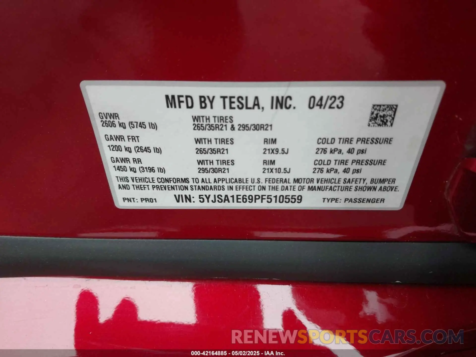 9 Photograph of a damaged car 5YJSA1E69PF510559 TESLA MODEL S 2023