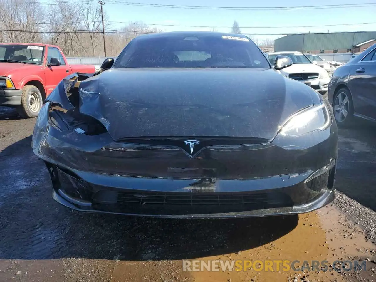 5 Photograph of a damaged car 5YJSA1E69PF515714 TESLA MODEL S 2023