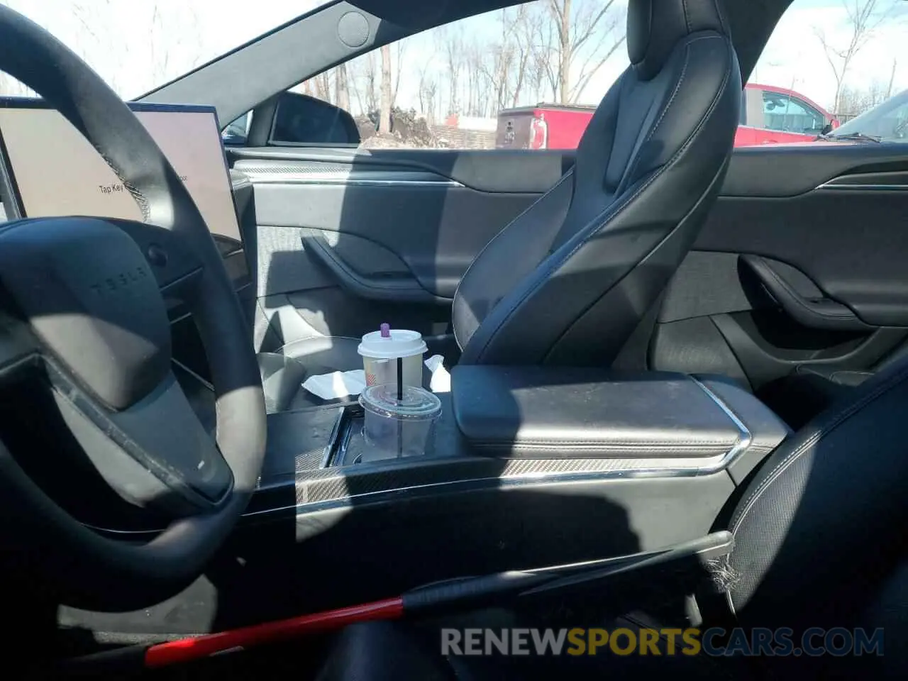 7 Photograph of a damaged car 5YJSA1E69PF515714 TESLA MODEL S 2023