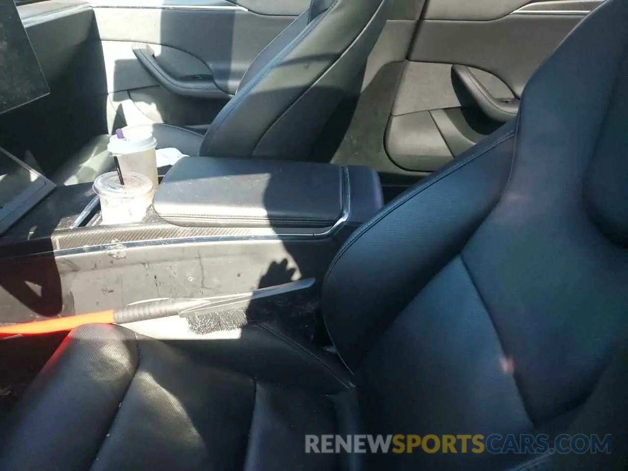 8 Photograph of a damaged car 5YJSA1E69PF515714 TESLA MODEL S 2023