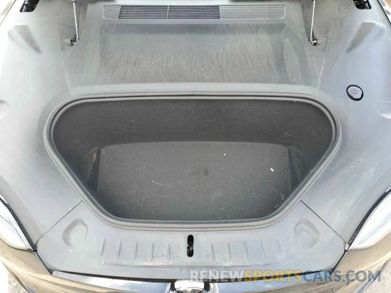 11 Photograph of a damaged car 5YJSA1E52RF532784 TESLA MODEL S 2024