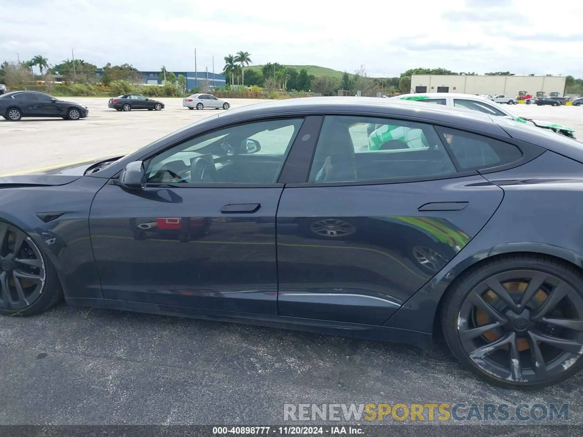 14 Photograph of a damaged car 5YJSA1E52RF543512 TESLA MODEL S 2024