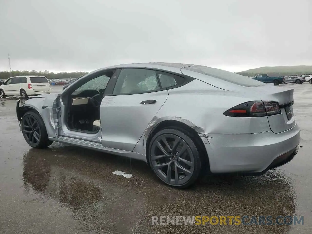 2 Photograph of a damaged car 5YJSA1E53RF542174 TESLA MODEL S 2024