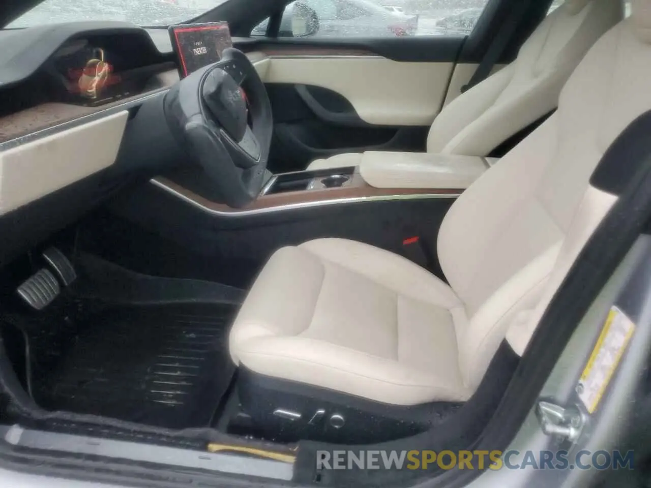 7 Photograph of a damaged car 5YJSA1E53RF542174 TESLA MODEL S 2024