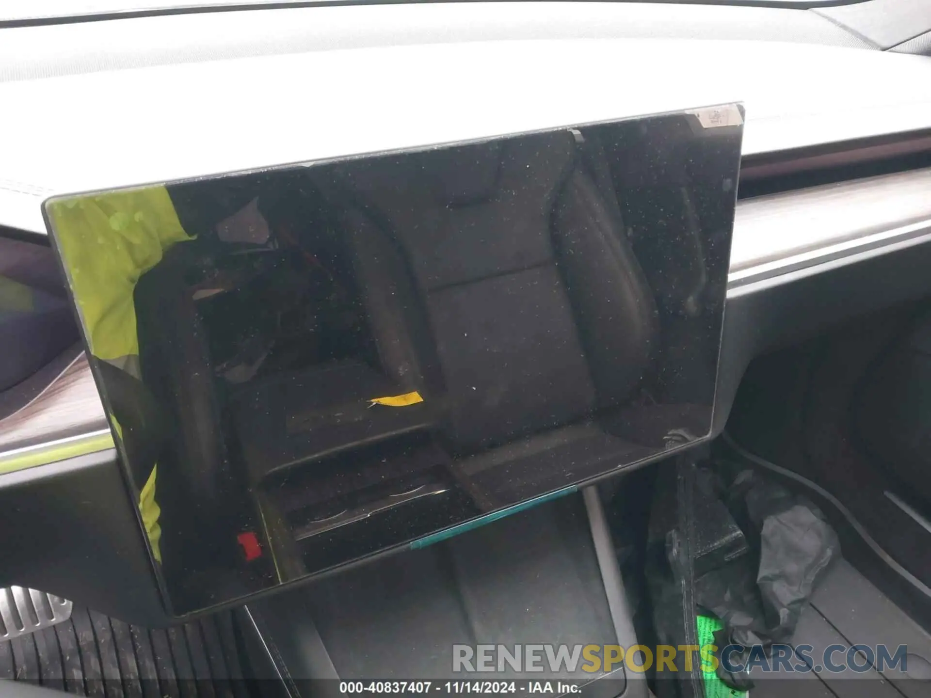 18 Photograph of a damaged car 5YJSA1E55RF535968 TESLA MODEL S 2024