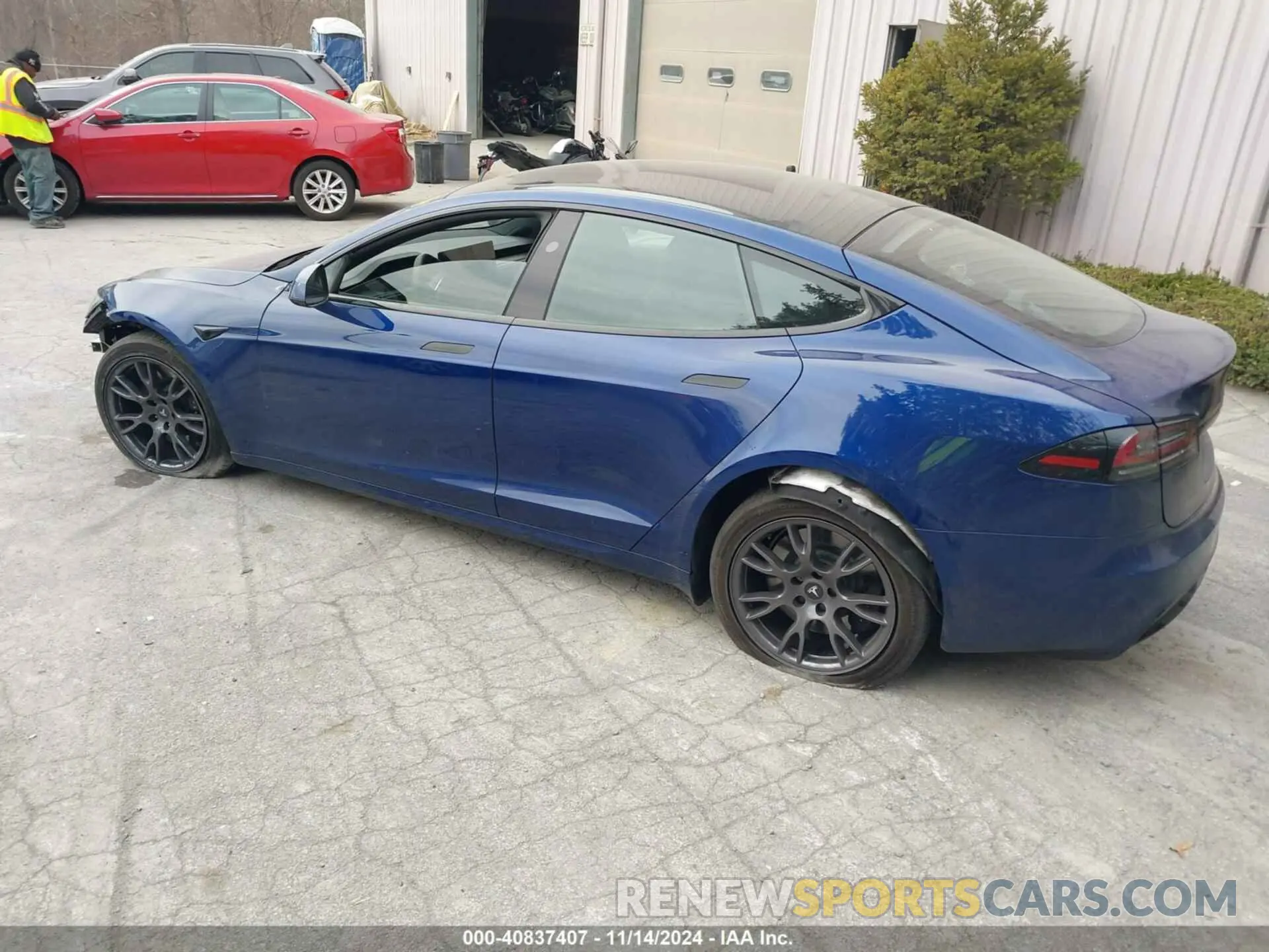 3 Photograph of a damaged car 5YJSA1E55RF535968 TESLA MODEL S 2024