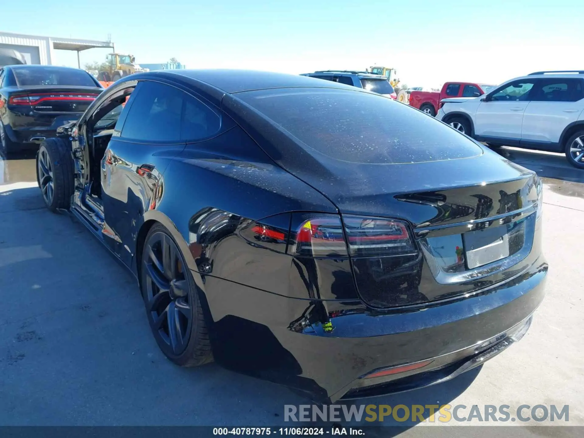 6 Photograph of a damaged car 5YJSA1E57RF536538 TESLA MODEL S 2024