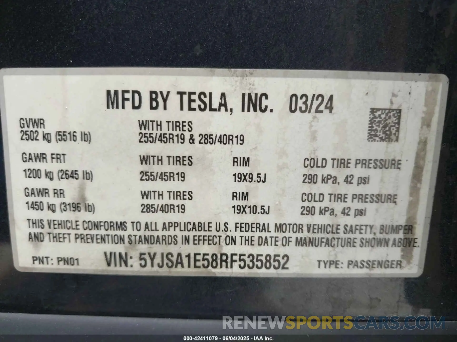 8 Photograph of a damaged car 5YJSA1E58RF535852 TESLA MODEL S 2024