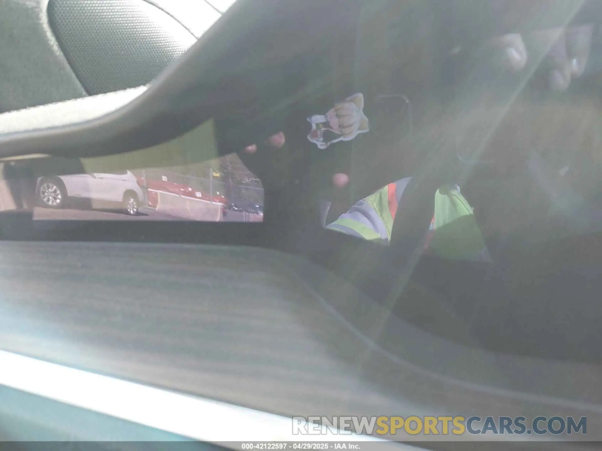 16 Photograph of a damaged car 5YJSA1E59RF537321 TESLA MODEL S 2024