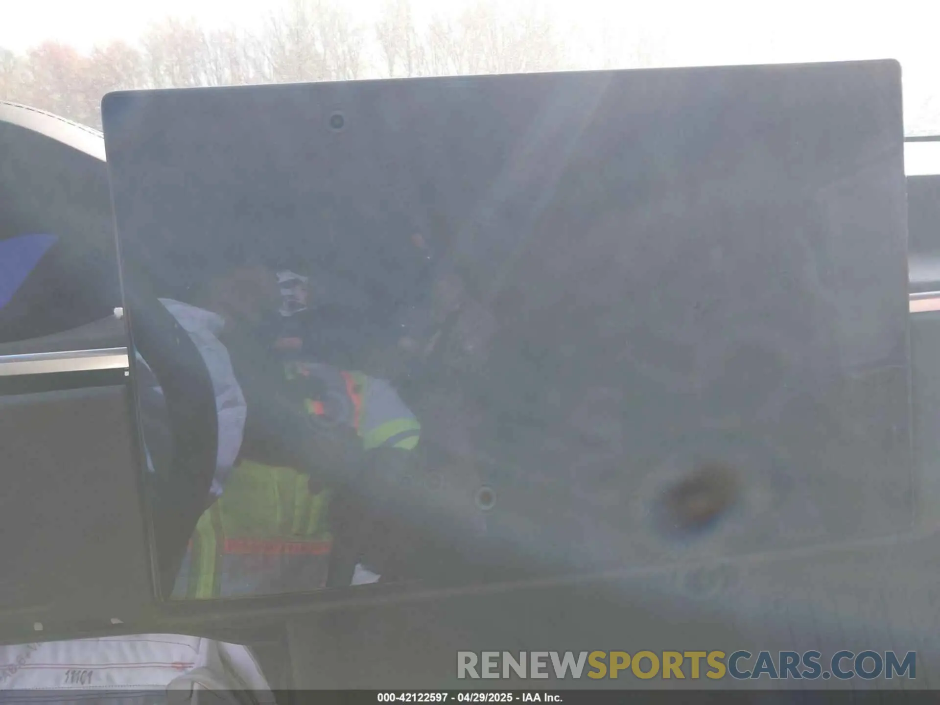 18 Photograph of a damaged car 5YJSA1E59RF537321 TESLA MODEL S 2024