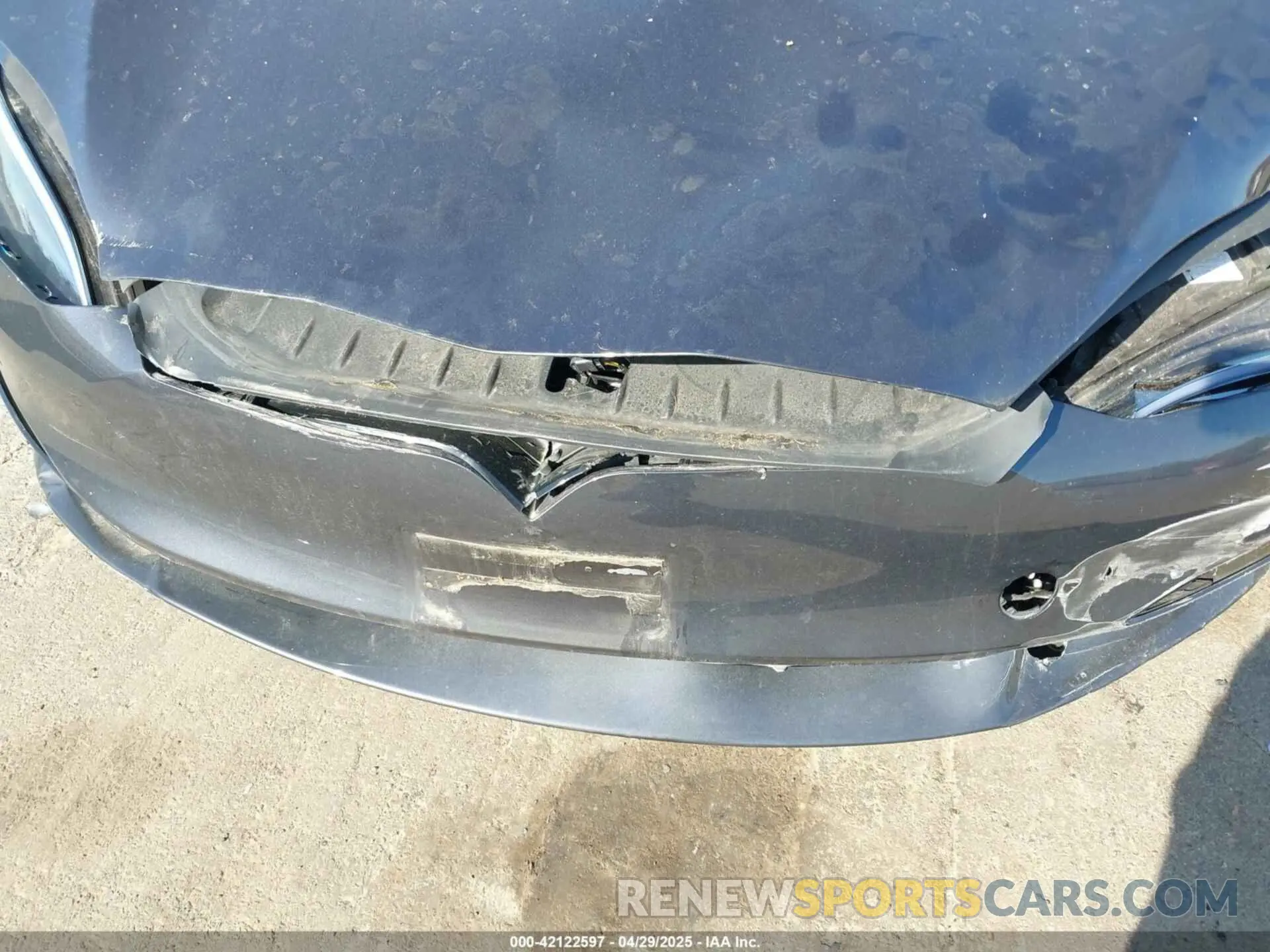 22 Photograph of a damaged car 5YJSA1E59RF537321 TESLA MODEL S 2024