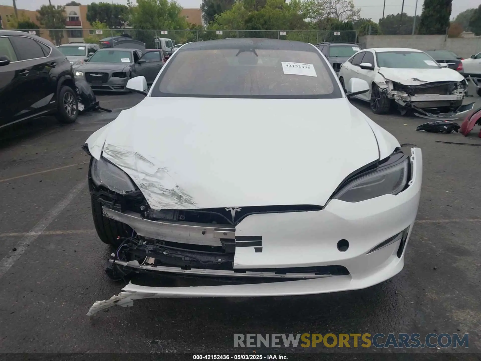 11 Photograph of a damaged car 5YJSA1E59RF539344 TESLA MODEL S 2024
